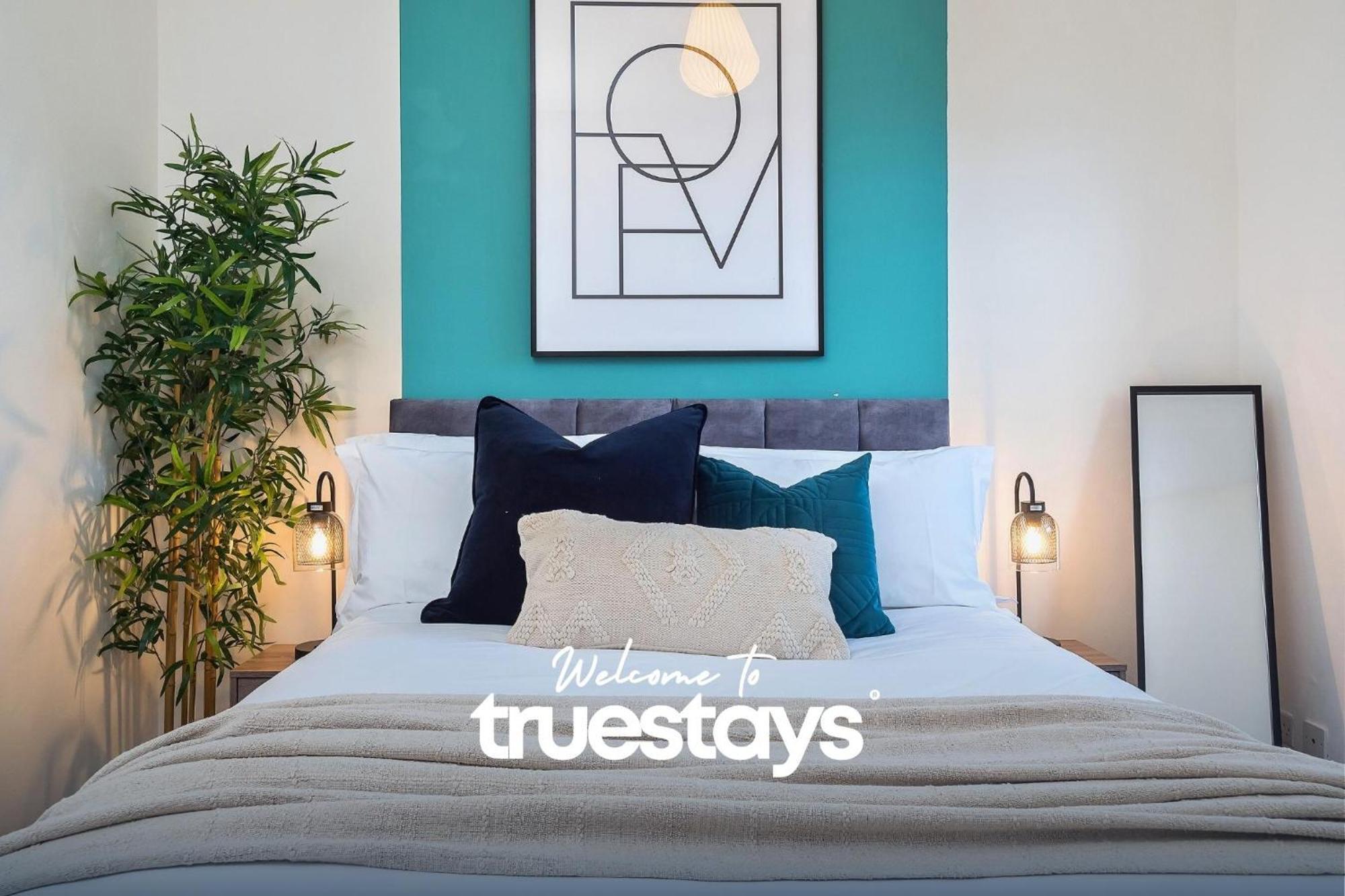 Penkhull House By Truestays - 4 Bedroom House In Stoke-On-Trent ภายนอก รูปภาพ