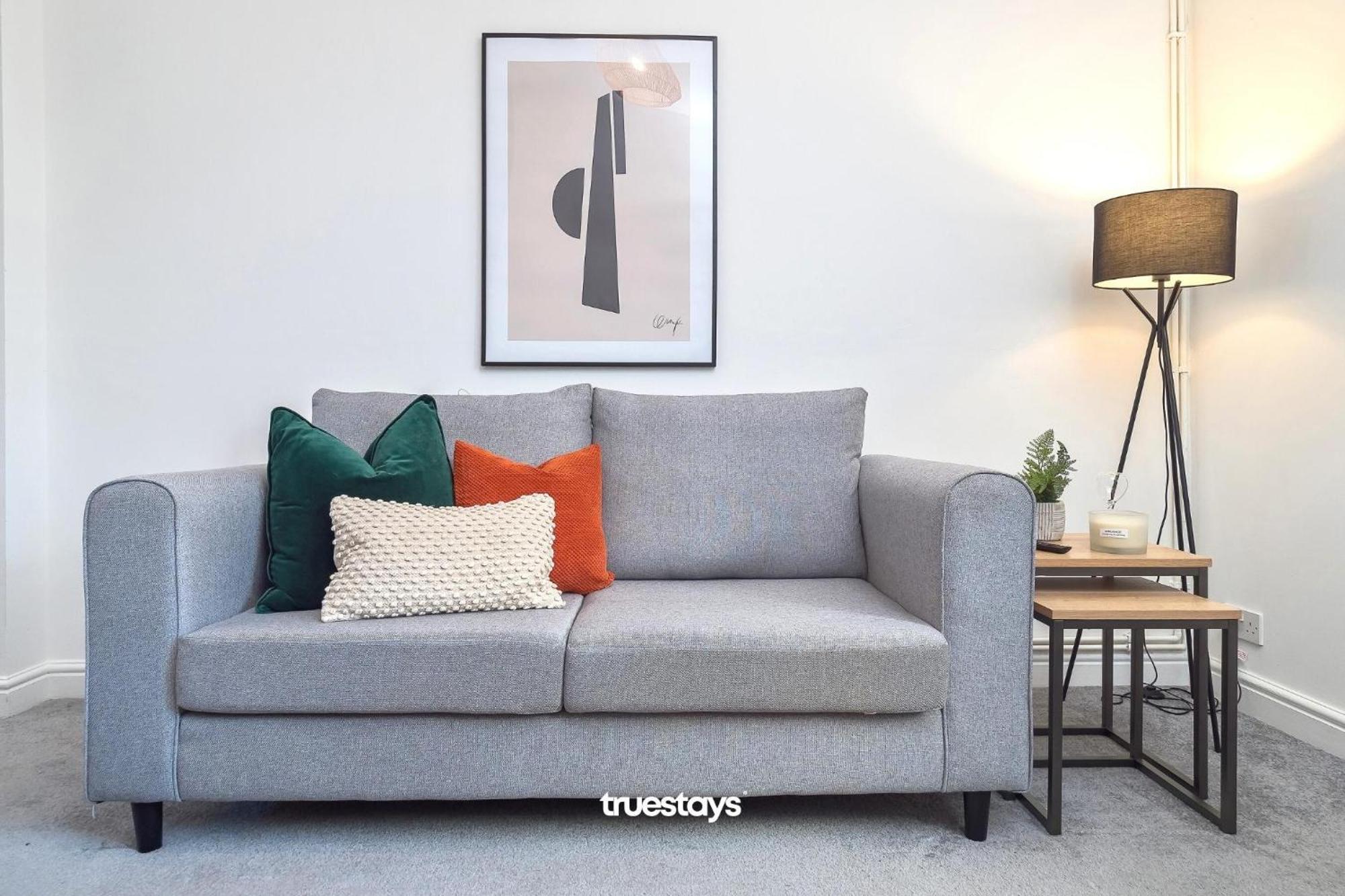 Penkhull House By Truestays - 4 Bedroom House In Stoke-On-Trent ภายนอก รูปภาพ