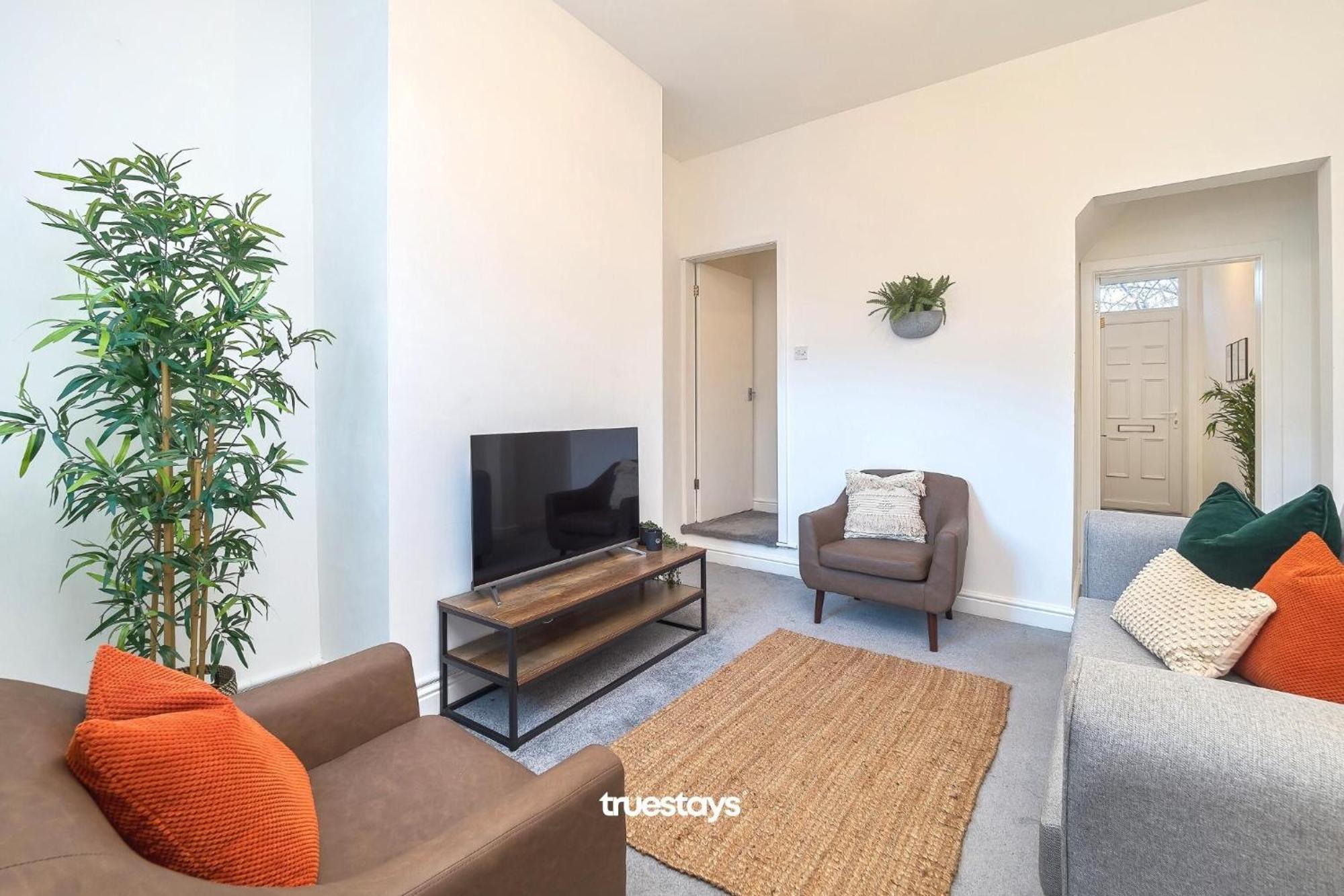 Penkhull House By Truestays - 4 Bedroom House In Stoke-On-Trent ภายนอก รูปภาพ