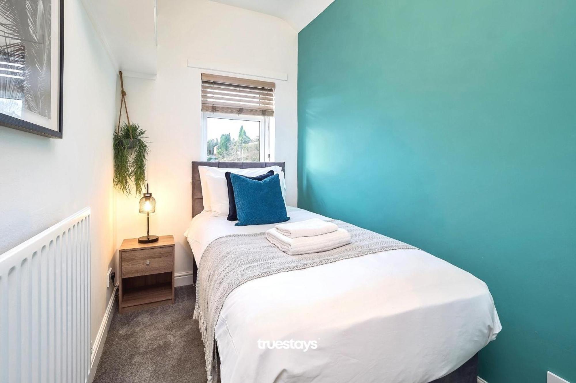Penkhull House By Truestays - 4 Bedroom House In Stoke-On-Trent ภายนอก รูปภาพ