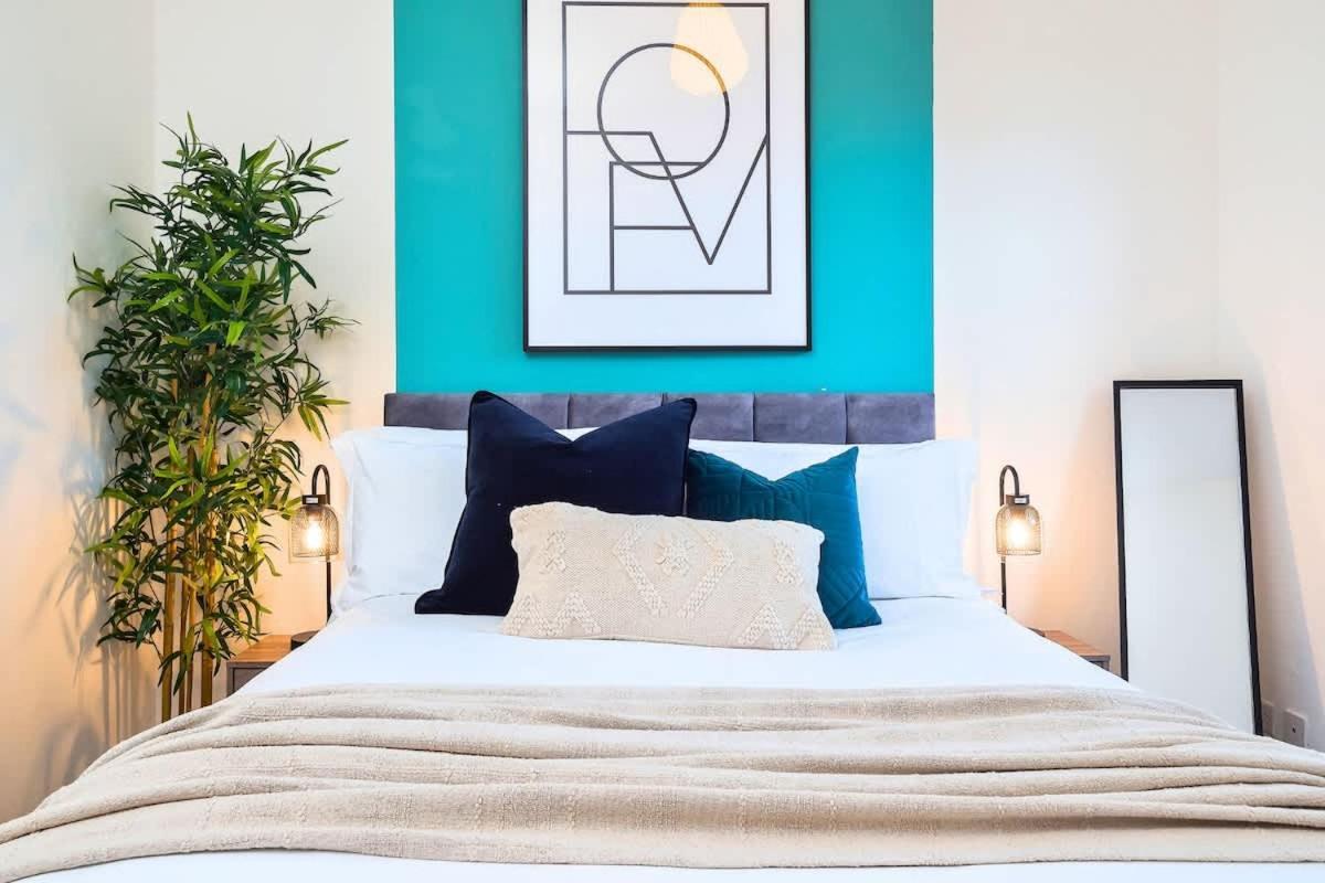 Penkhull House By Truestays - 4 Bedroom House In Stoke-On-Trent ภายนอก รูปภาพ